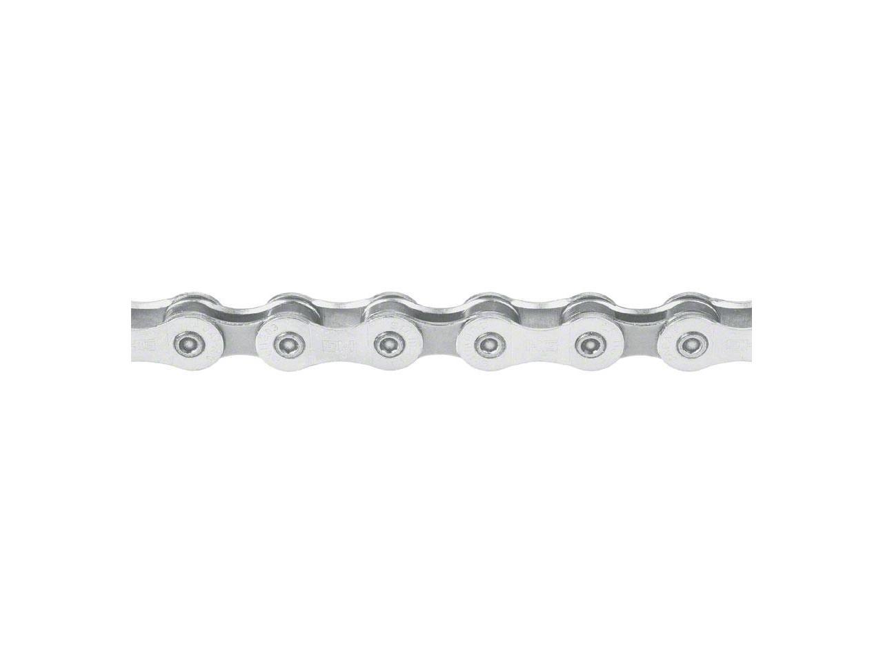 Shimano XT/Ultegra HG93 Chain 9 Speed 116 Links Studio Image Close Up