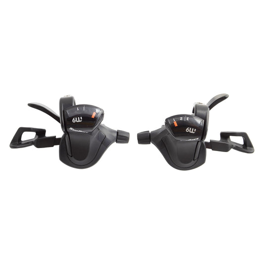 SunRace DL-M933 3 x 9 Speed Trigger Shifter Set, studio front view