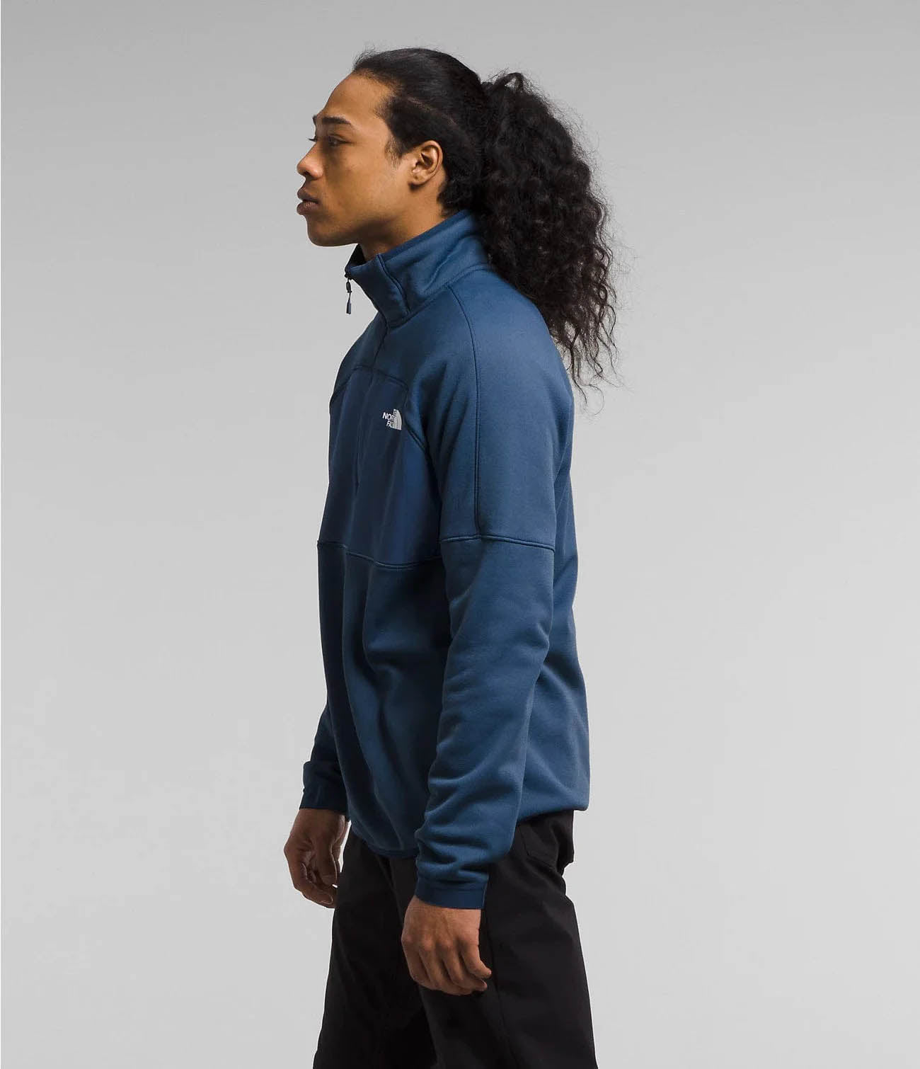 The North Face Mens Canyonlands High Altitude 1/2 Zip Shady Blue side studio image