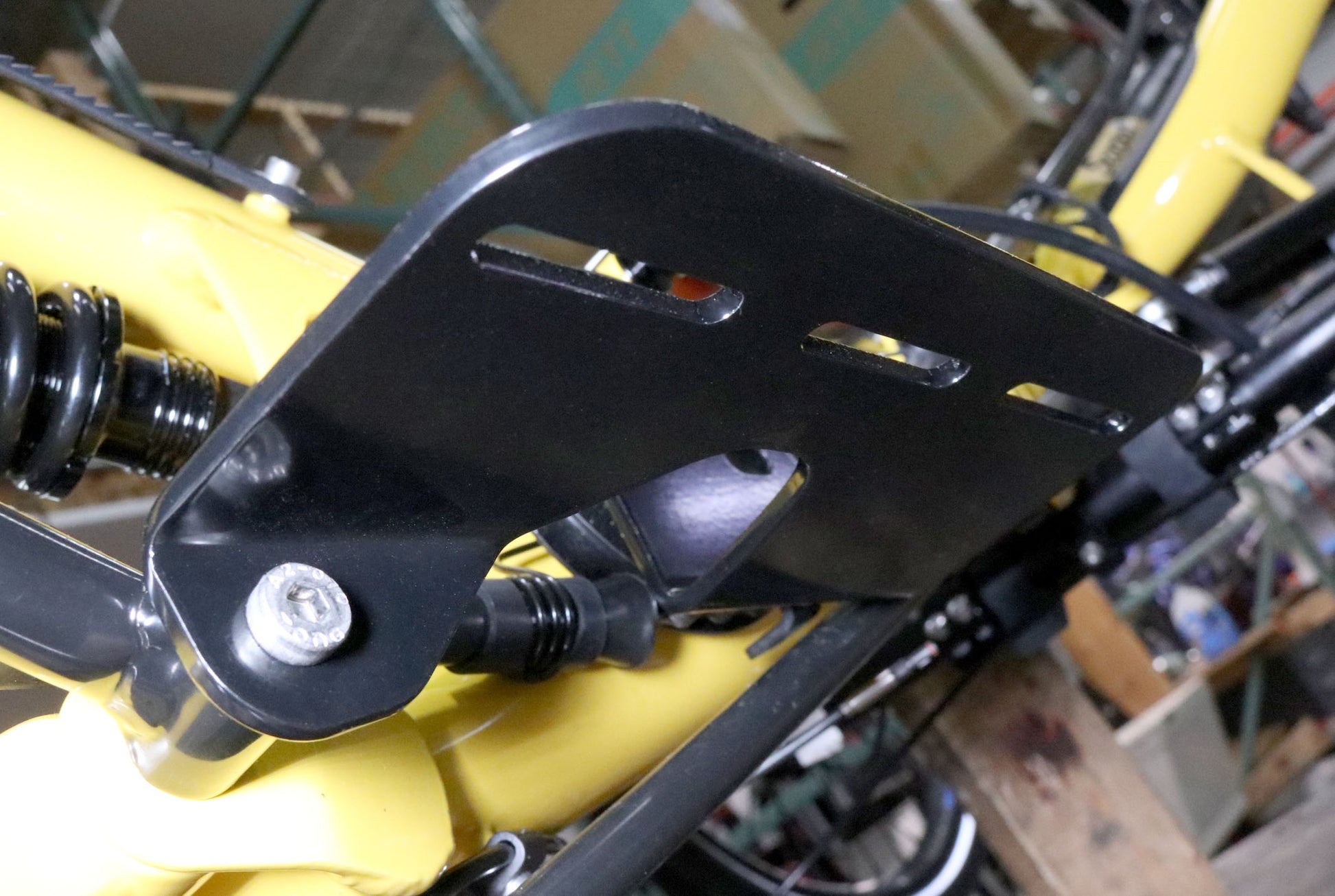 HP Velotechnik Battery Mount Scorpion fx 2/fs 20/fs Plus 20 or 26 right-hand side, bottom view shown mounted on trike